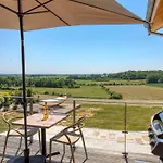 Traeumen Im Perigord By Interhome エイメ
