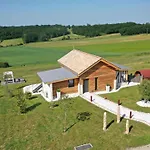 Traeumen Im Perigord By Interhome * エイメ